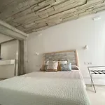 Ian's House